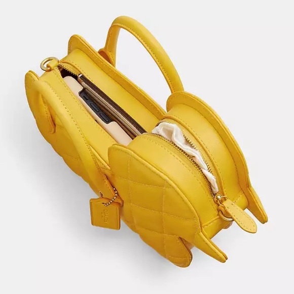 Coach Duck Bag With Quilting - Picture 4 of 9